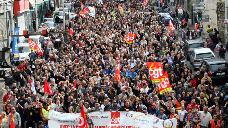 Картинка Во Франции проходят забастовки против новых трудовых реформ