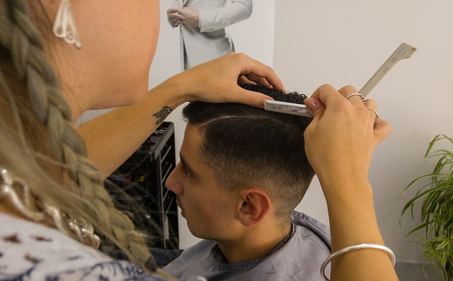 Картинка Программа обучения по охране труда парикмахера
