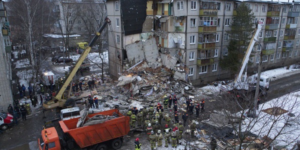Фото Трагедия в Ярославле: взрыв бытового газа в жилом доме Картинка Трагедия в Ярославле: взрыв бытового газа в жилом доме