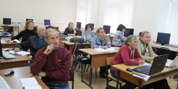 Пожилые План по профобучению работников предпенсионного возраста перевыполнен Учебный класс План по профобучению работников предпенсионного возраста перевыполнен