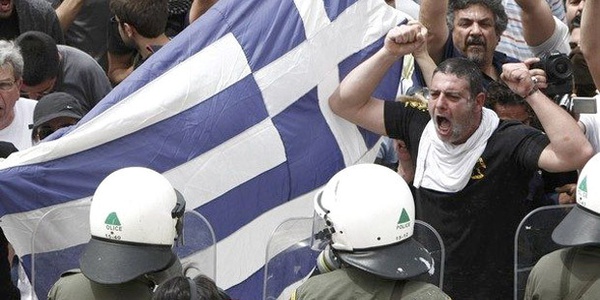 Картинка Фермеры в Греции блокируют крупные автомагистрали