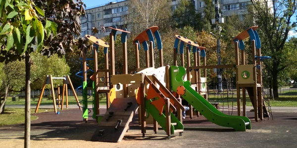 Картинка Россия и Беларусь уточнили требования к детским площадкам