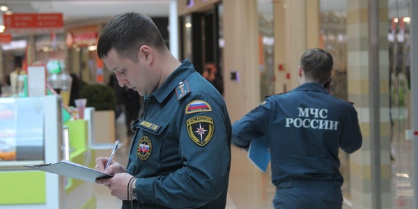 Фото В России вступили в силу новые требования пожарной безопасности Проверка требований пожарной безопасности в России вступили в силу новые требования пожарной безопасности
