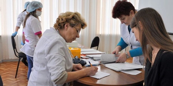 Фото Минтруд подтвердил право госслужащих на оплачиваемый выходной для диспансеризации Картинка Минтруд подтвердил право госслужащих на оплачиваемый выходной для диспансеризации