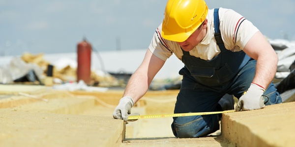 Картинка Минтруд предложил новые правила по охране труда для компаний, выпускающих стройматериалы
