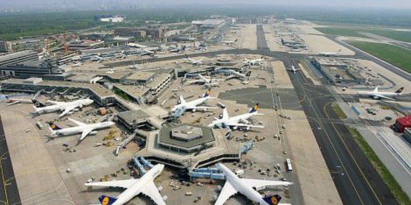 Фото Меры безопасности усилены во всех аэропортах мира Картинка Меры безопасности усилены во всех аэропортах мира