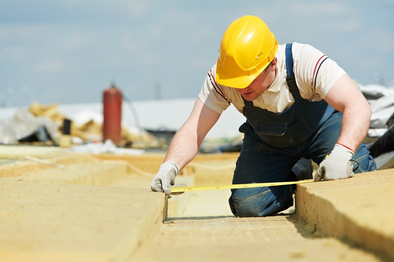 Картинка Минтруд предложил новые правила по охране труда для компаний, выпускающих стройматериалы